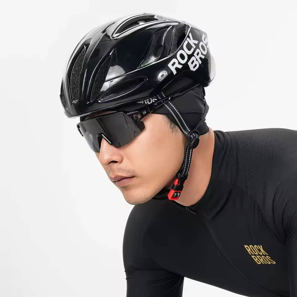Czapka rowerowa do biegania sportowa pod kask ROCKBROS 18250006001 Termoaktywna