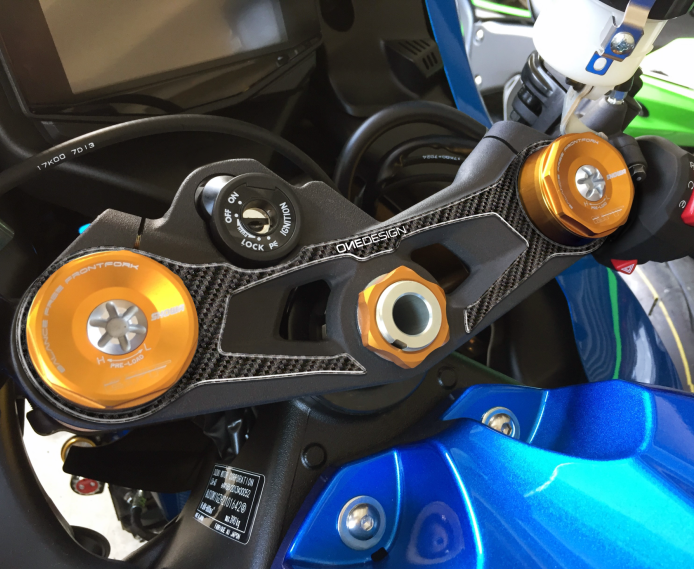 ONEDESIGN Naklejka na półkę kierownicy Suzuki GSXR 1000 2017/2018