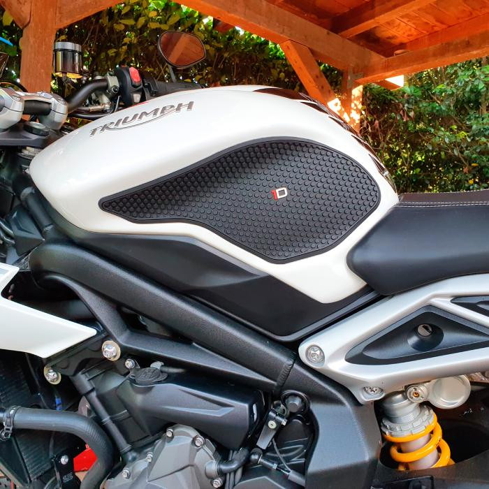 ONEDESIGN Grip Boczny HDR TRIUMPH czarny