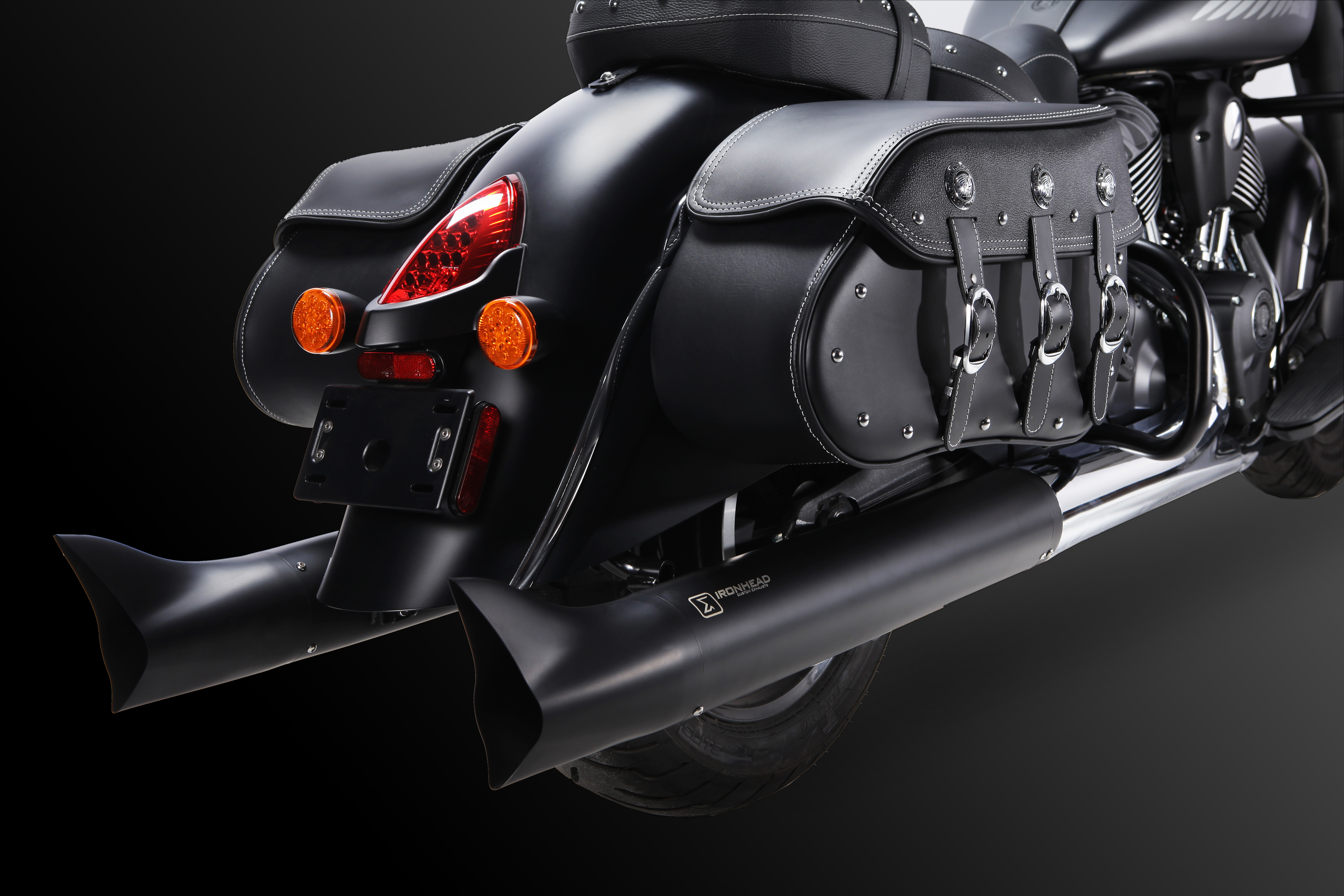 IRONHEAD END CAPS typ CAP (długość: Ø 112 mm., materiał: Inox AISI304, kolor: Black painted) FISHTAIL END CAP (BLACK)