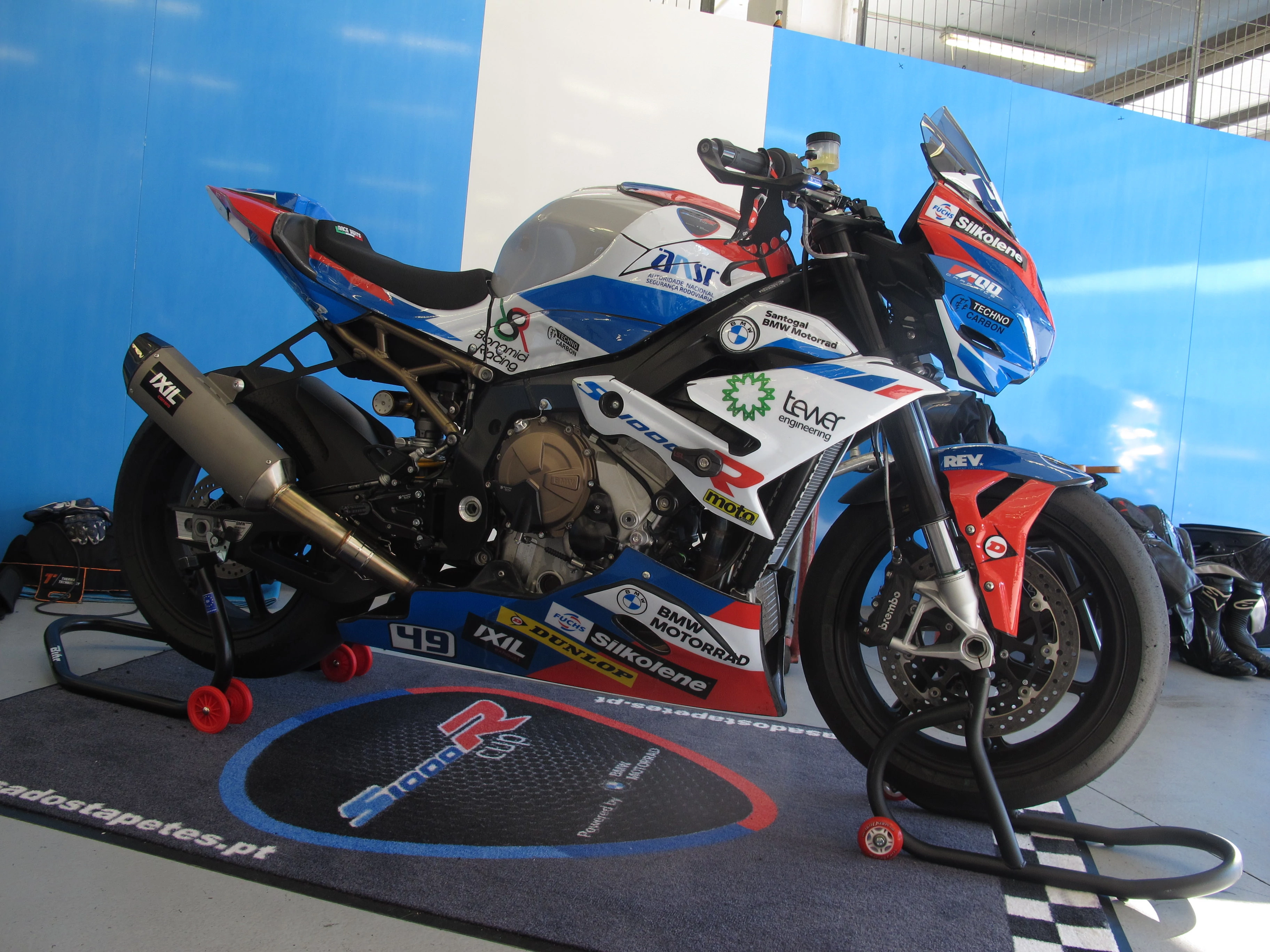 IXIL Tłumik BMW S 1000 RR / M 1000 RR 19-24 (2R99 / SM99) typ RC SLIP ON - RACE XTREM CARBON