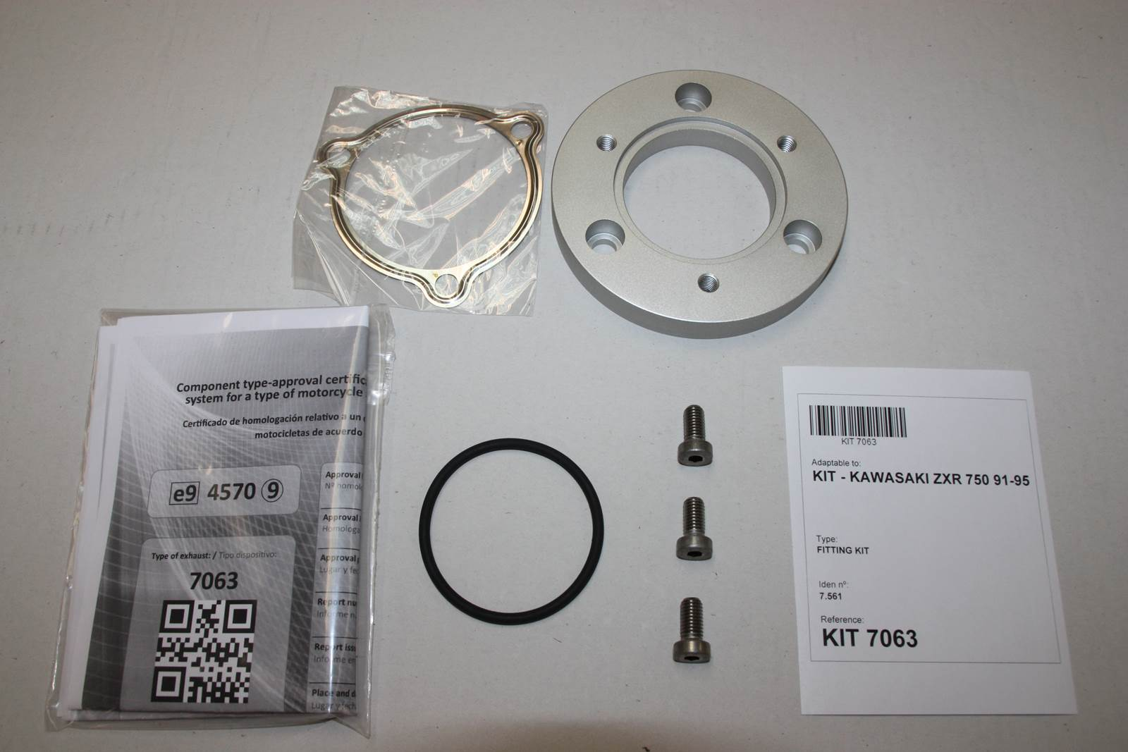 Tłumik IXIL KAWASAKI ZXR 750 91-95 (ZX750L) typ SOVE (waga: 3000g, długość: 423 mm., materiał: Inox AISI304, kolor: Black painte