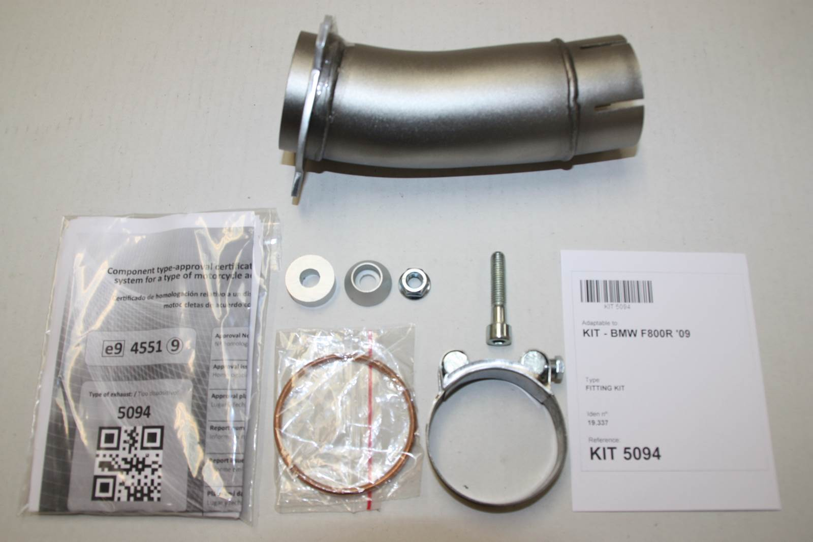 Tłumik IXIL BMW F 800 R 09-15 (E8ST) typ SOVE (waga: 3000g, długość: 423 mm., materiał: Inox AISI304, kolor: Black painted) SLIP