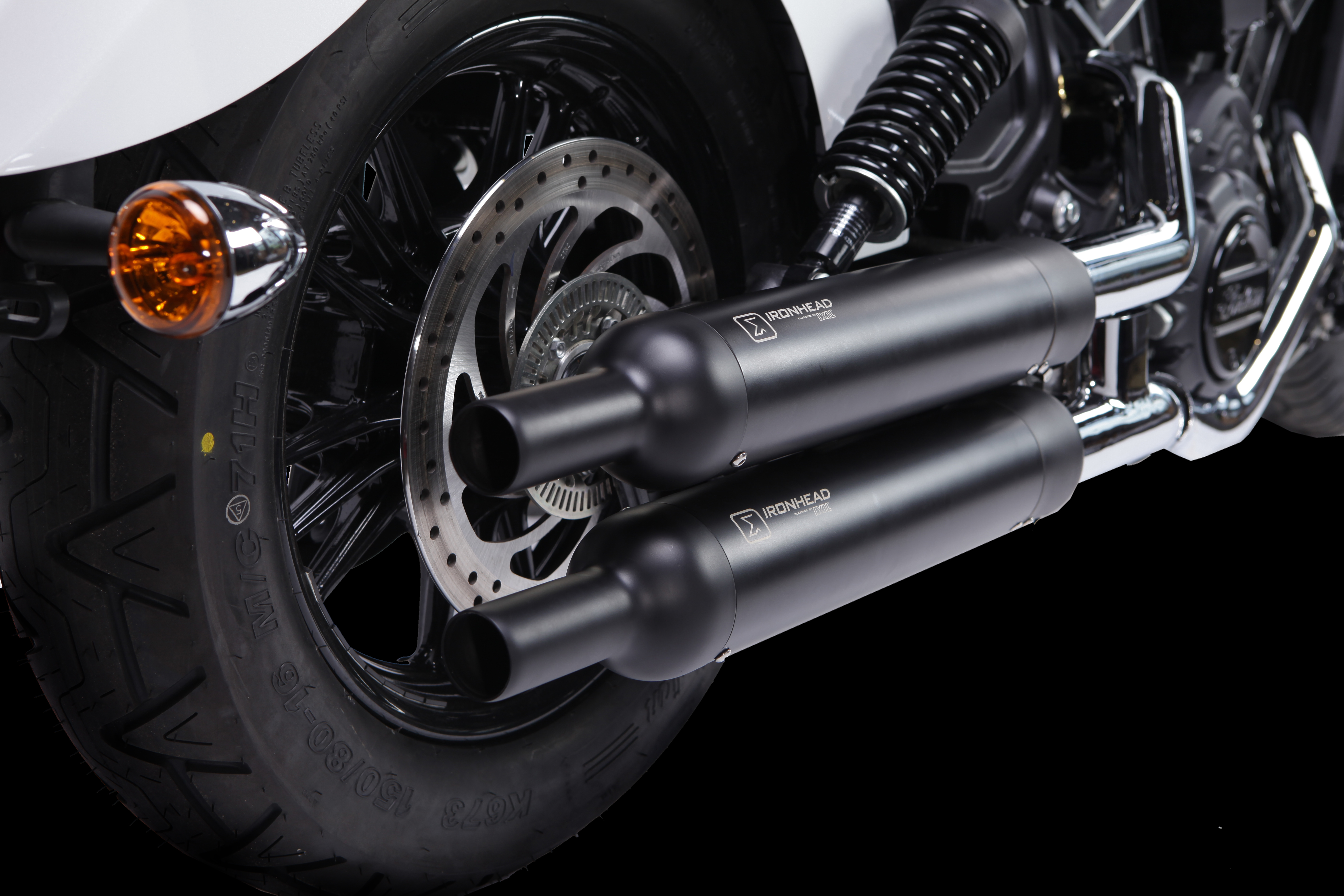 IRONHEAD END CAPS typ CAP (długość: Ø 88 mm., materiał: Inox AISI304, kolor: Black painted) BOTTLE END CAP (BLACK)