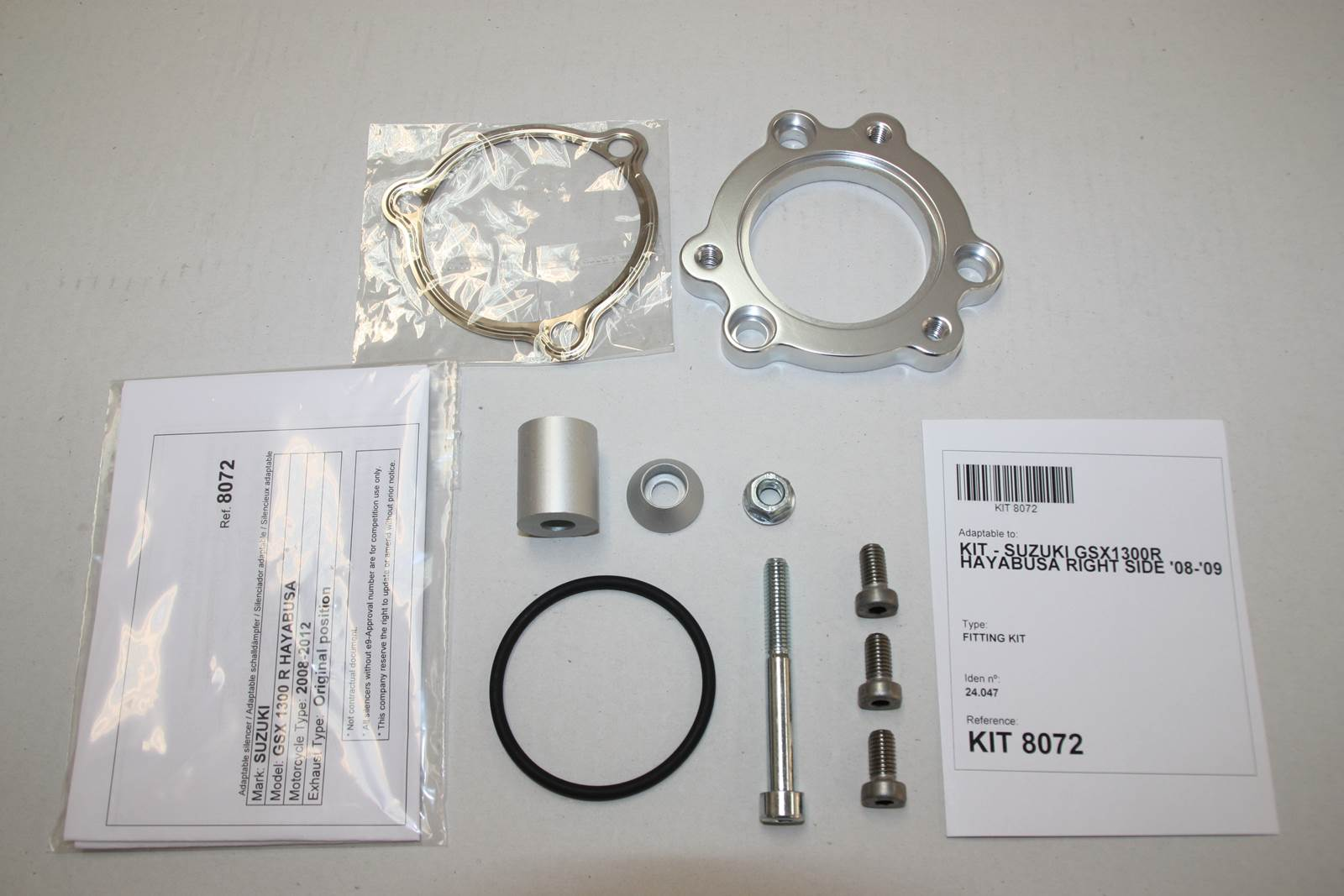 Tłumik prawy IXIL SUZUKI GSX 1300 R HAYABUSA 08-16 (WVCK) typ SOVE (waga: 3000g, długość: 423 mm.)