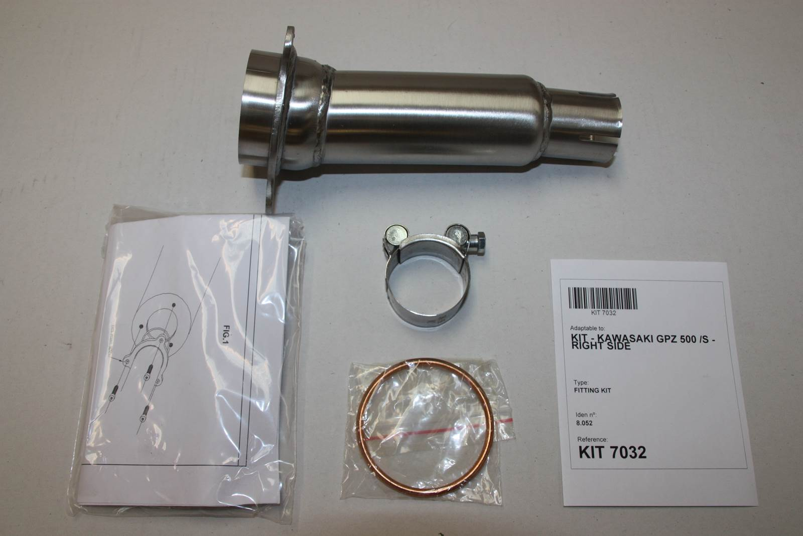 Tłumik prawy IXIL KAWASAKI GPZ 500 - S (EX500) typ SOVE (waga: 3000g, długość: 423 mm.)