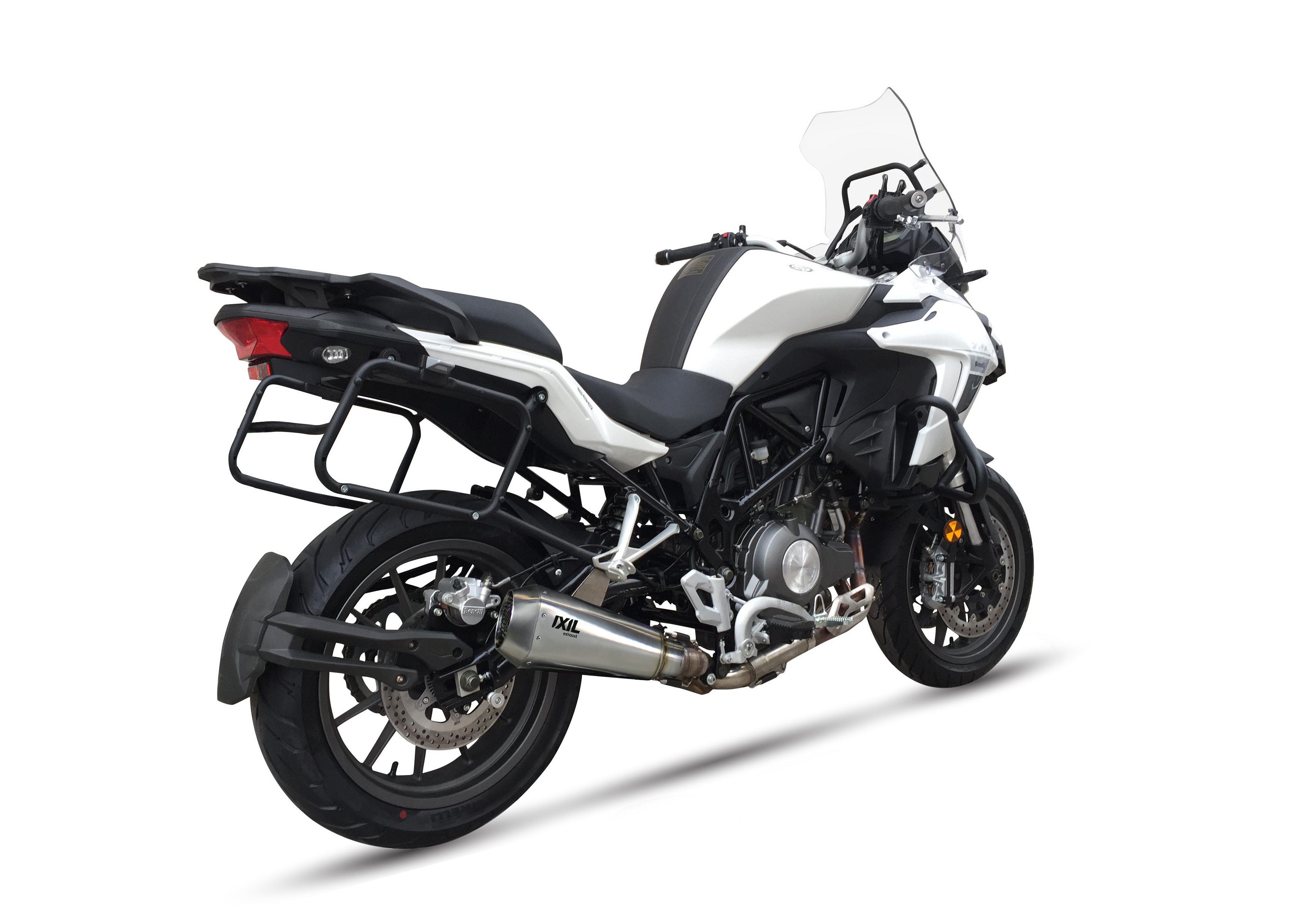 Tłumik IXIL BENELLI TRK 502 16-21 (P16) typ RB (waga: 900g, długość: 230 mm., materiał: Inox AISI304, kolor: Black painted) SLIP