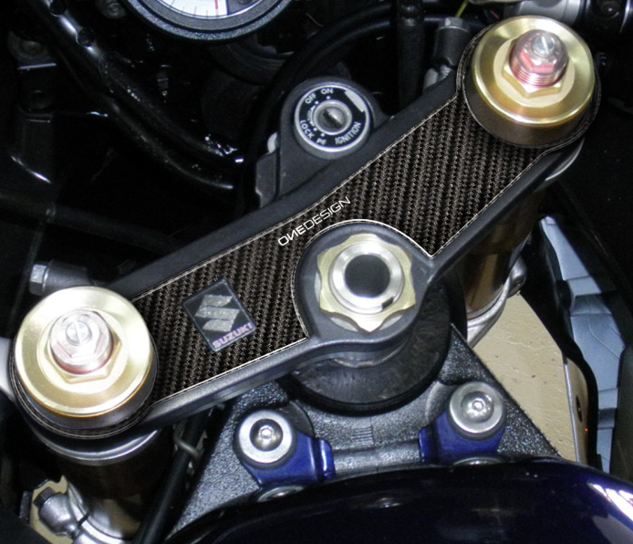 ONEDESIGN Naklejka na półkę kierownicy SUZUKI GSXR 1000 2003-2004