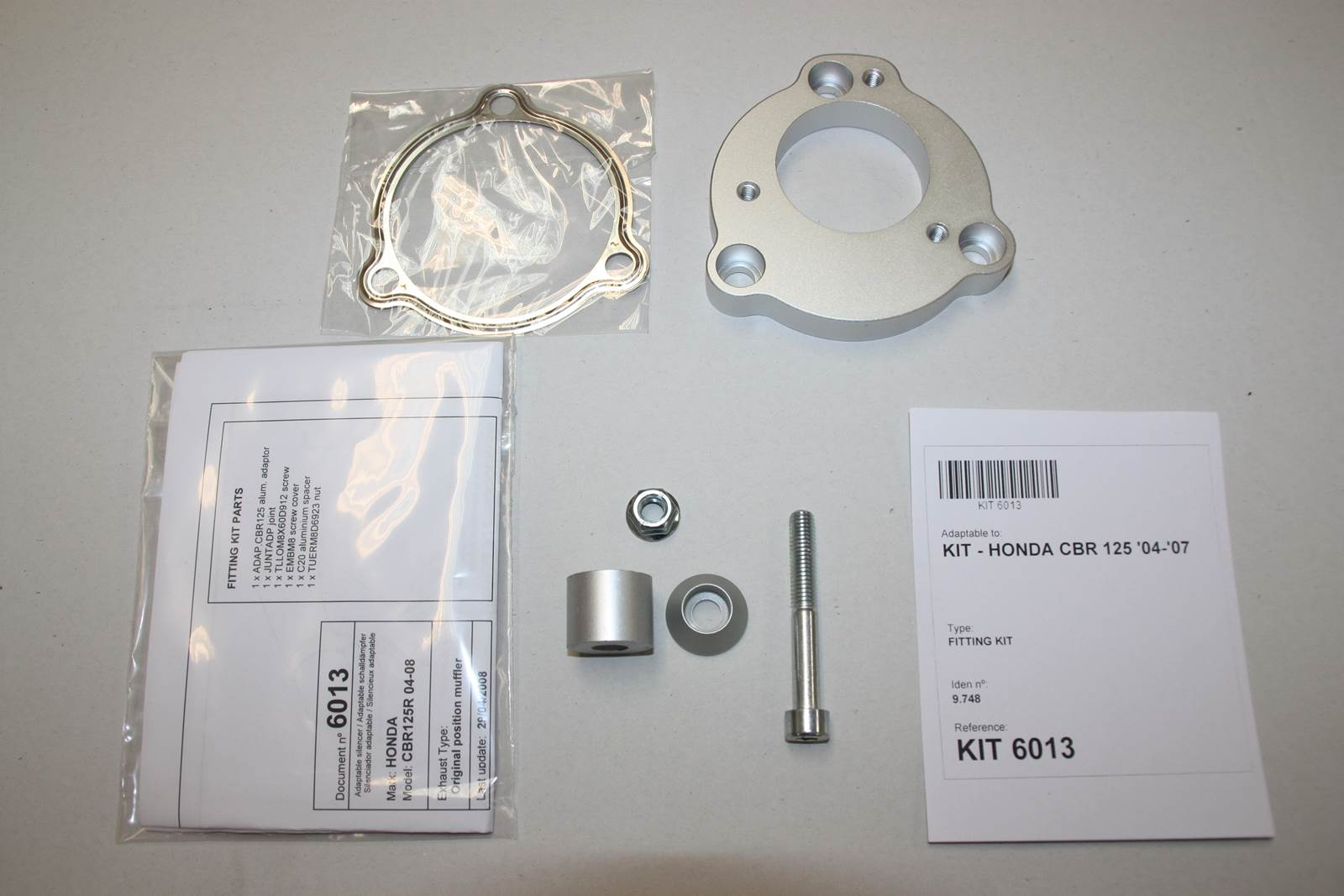 Tłumik IXIL HONDA CBR 125 R 04-10 (JC34 JC39) typ SOVE (waga: 3000g, długość: 423 mm., materiał: Inox AISI304, kolor: Black pain