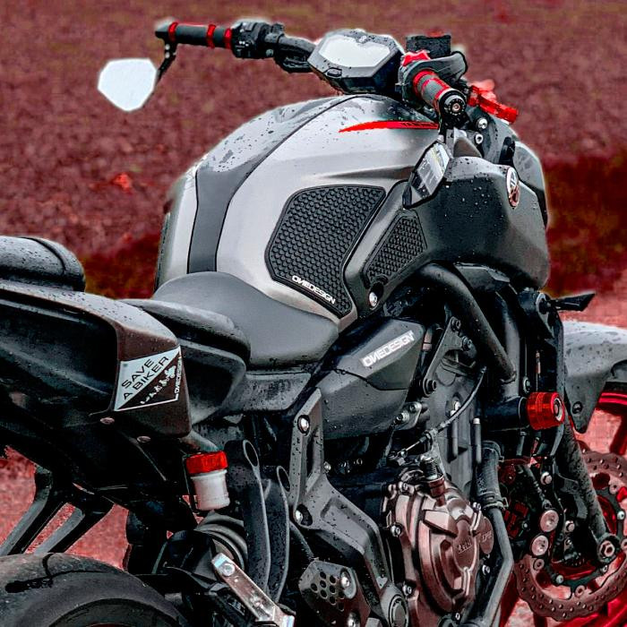 ONEDESIGN Grip Boczny HDR YAMAHA MT-07 2018 czarny