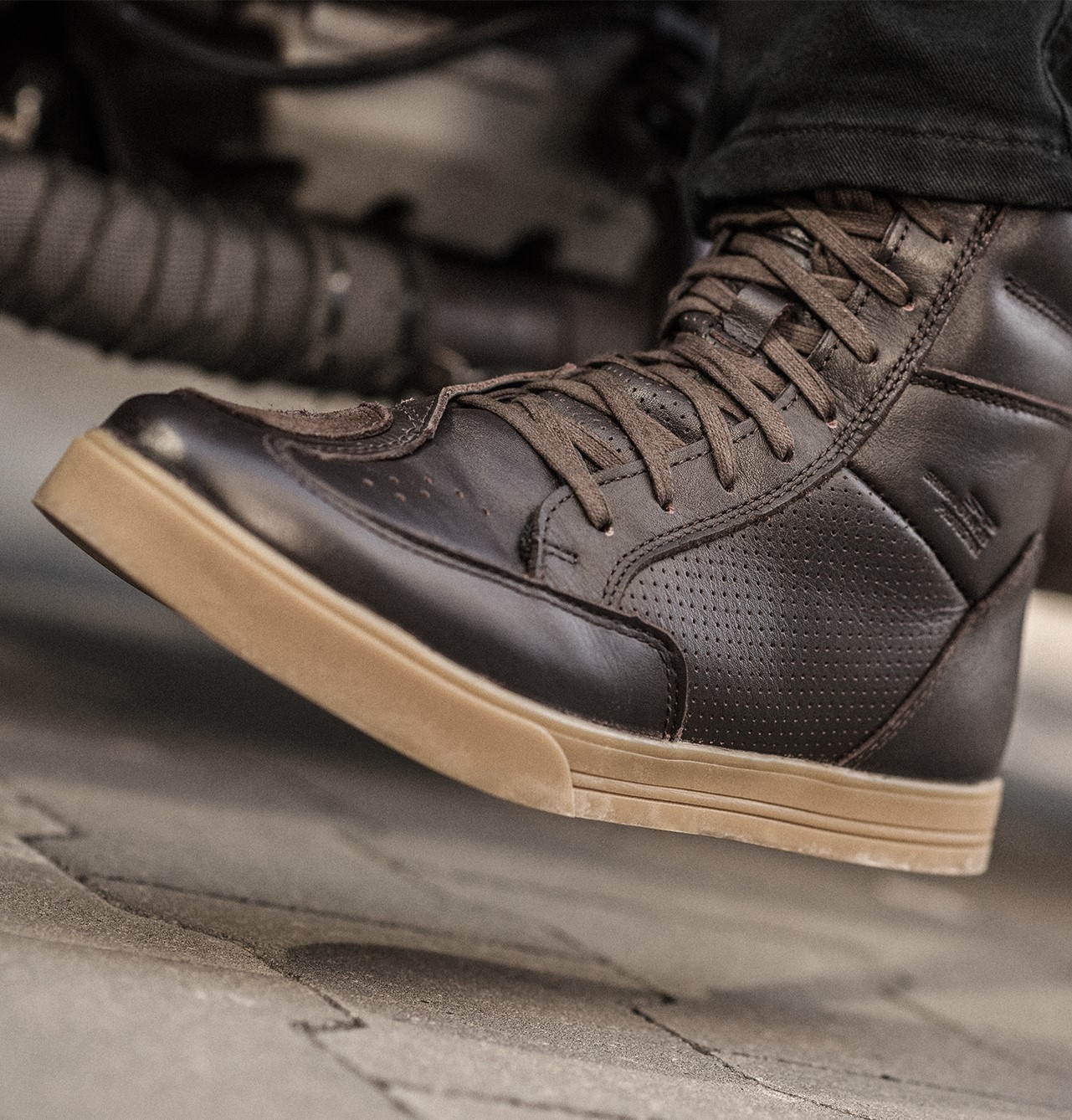 SHIMA BLAKE BOOTS BLACK