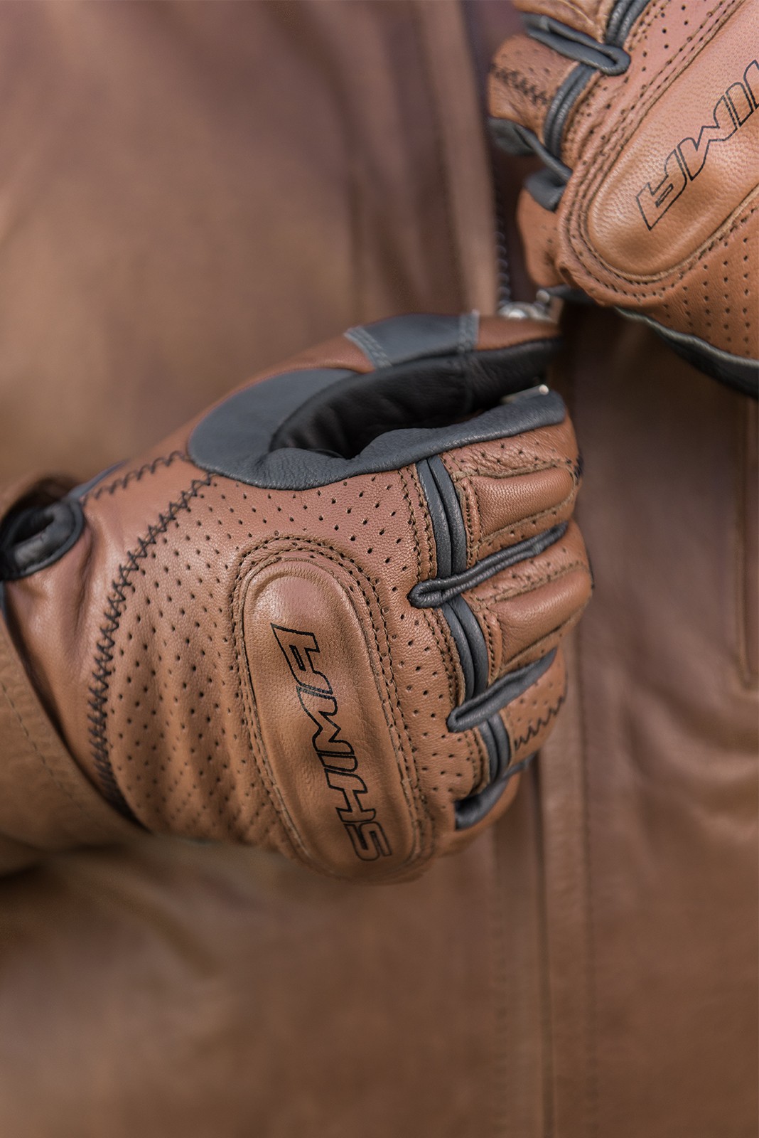 SHIMA CALIBER BLACK
