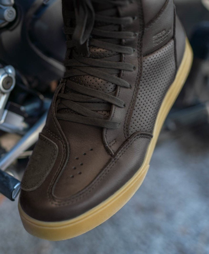 SHIMA BLAKE BOOTS BLACK