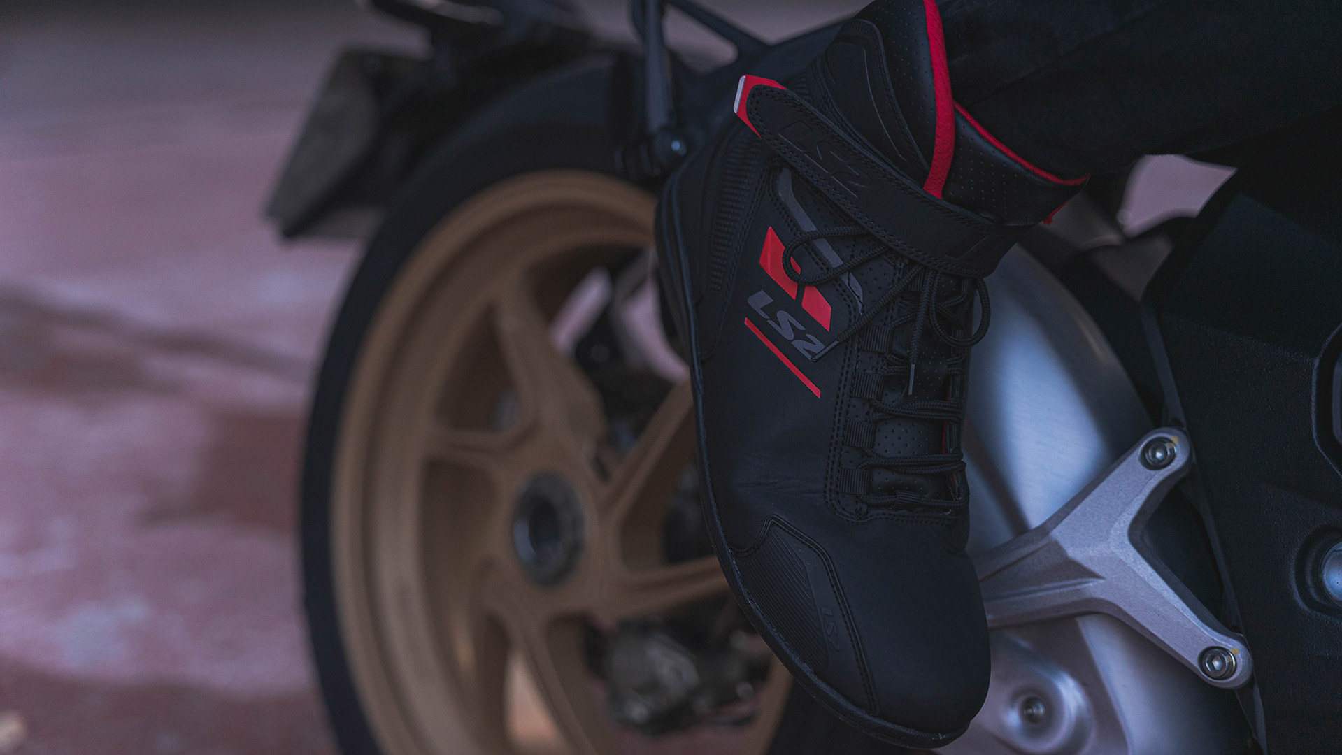 BUTY LS2 GARRA MAN BLACK H-V YELLOW