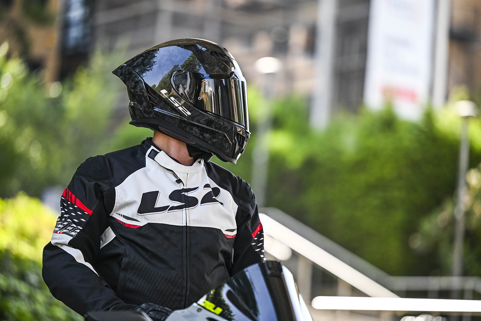KURTKA LS2 APEX MAN BLACK WHITE RED M