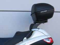 STELAŻ KUFRA TYŁ SHAD DO PIAGGIO MP3